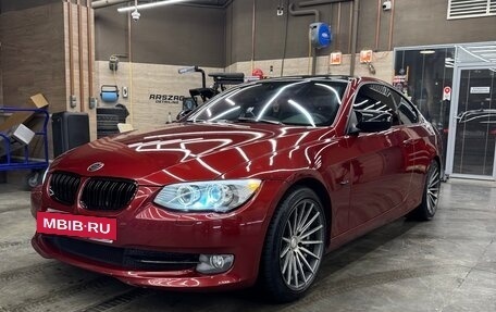 BMW 3 серия, 2011 год, 1 750 000 рублей, 3 фотография