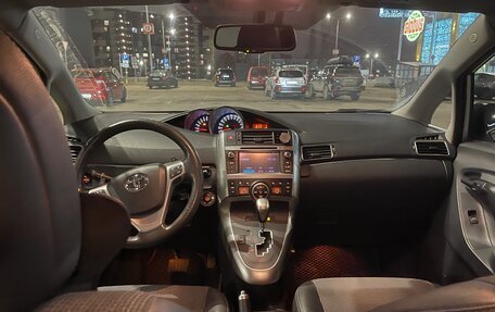 Toyota Verso I, 2013 год, 1 320 000 рублей, 4 фотография