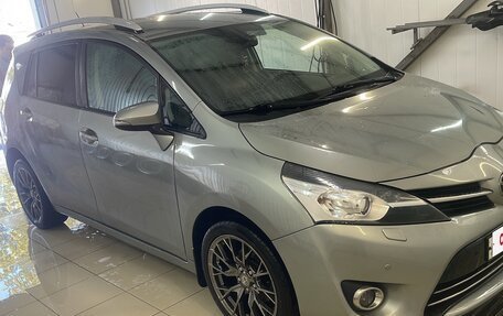 Toyota Verso I, 2013 год, 1 320 000 рублей, 12 фотография