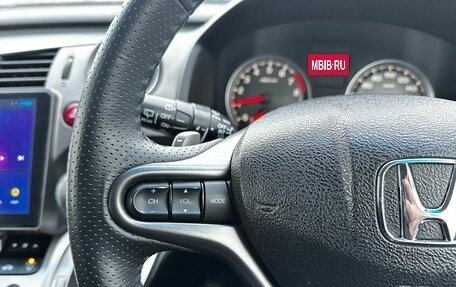 Honda Stream II, 2012 год, 1 200 000 рублей, 14 фотография