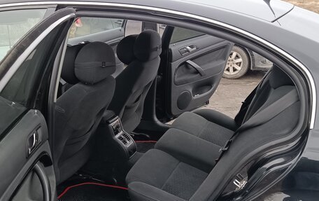 Skoda Superb III рестайлинг, 2004 год, 630 000 рублей, 9 фотография