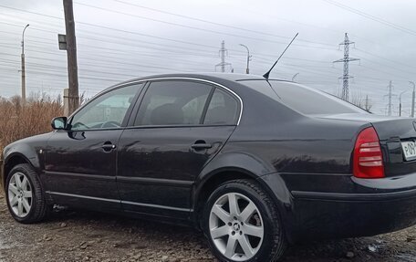 Skoda Superb III рестайлинг, 2004 год, 630 000 рублей, 17 фотография