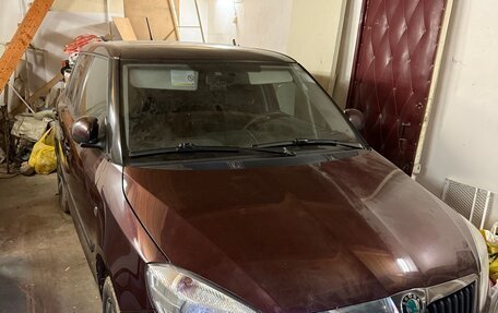 Skoda Fabia II, 2012 год, 650 000 рублей, 3 фотография