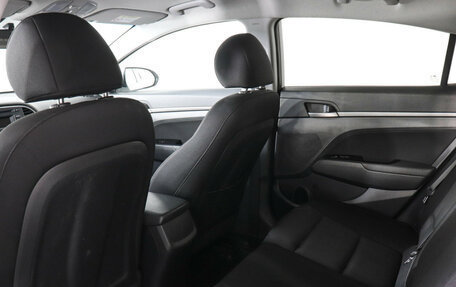 Hyundai Elantra VI рестайлинг, 2017 год, 1 597 000 рублей, 12 фотография