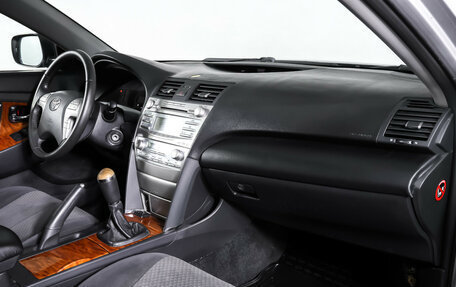 Toyota Camry, 2008 год, 1 027 000 рублей, 10 фотография