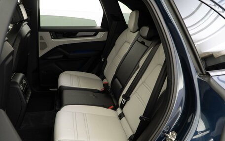 Porsche Cayenne III, 2023 год, 12 488 888 рублей, 11 фотография