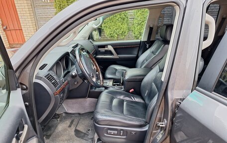 Toyota Land Cruiser 200, 2011 год, 3 120 000 рублей, 8 фотография