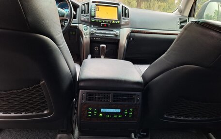 Toyota Land Cruiser 200, 2011 год, 3 120 000 рублей, 15 фотография