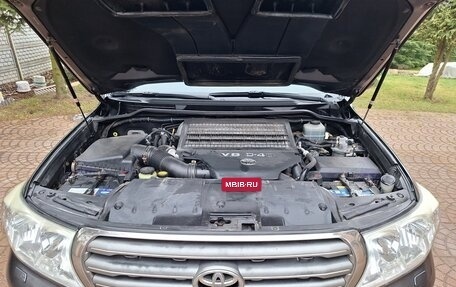 Toyota Land Cruiser 200, 2011 год, 3 120 000 рублей, 10 фотография