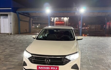 Volkswagen Polo VI (EU Market), 2021 год, 1 210 000 рублей, 1 фотография