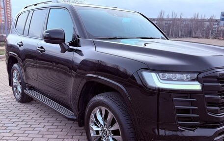 Toyota Land Cruiser, 2024 год, 13 750 000 рублей, 3 фотография