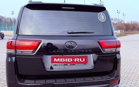 Toyota Land Cruiser, 2024 год, 13 750 000 рублей, 9 фотография