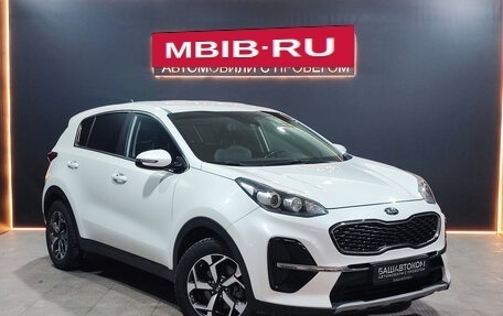 KIA Sportage IV рестайлинг, 2018 год, 1 750 000 рублей, 5 фотография