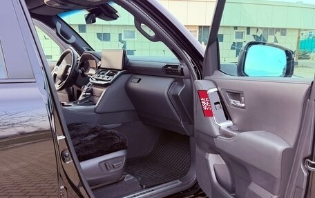 Toyota Land Cruiser, 2024 год, 13 750 000 рублей, 15 фотография