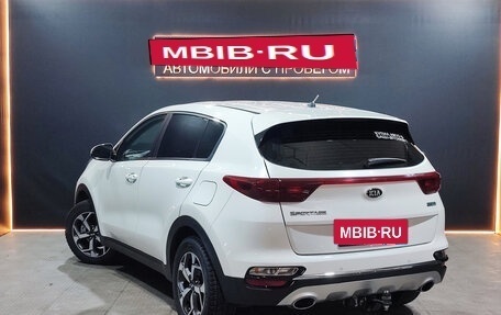 KIA Sportage IV рестайлинг, 2018 год, 1 750 000 рублей, 2 фотография