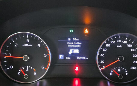 KIA Sportage IV рестайлинг, 2018 год, 1 750 000 рублей, 12 фотография