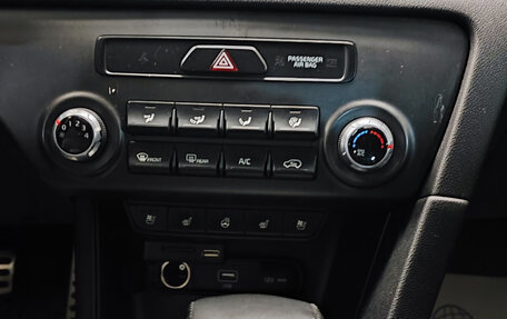 KIA Sportage IV рестайлинг, 2018 год, 1 750 000 рублей, 13 фотография