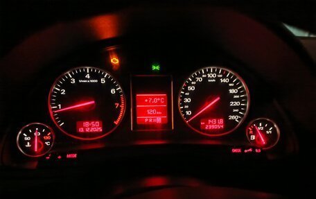 Audi A4, 2003 год, 400 000 рублей, 14 фотография