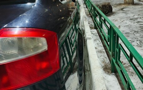 Audi A4, 2003 год, 400 000 рублей, 11 фотография