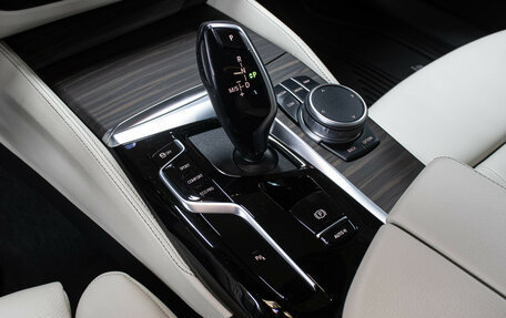 BMW 5 серия, 2021 год, 5 998 000 рублей, 18 фотография