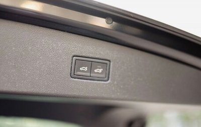 Volkswagen Tiguan II, 2018 год, 3 200 000 рублей, 1 фотография