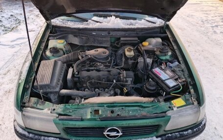 Opel Astra F, 1997 год, 170 000 рублей, 4 фотография