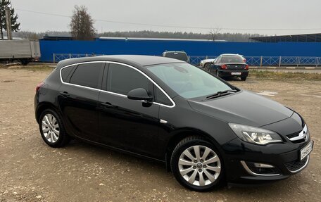 Opel Astra J, 2014 год, 2 фотография