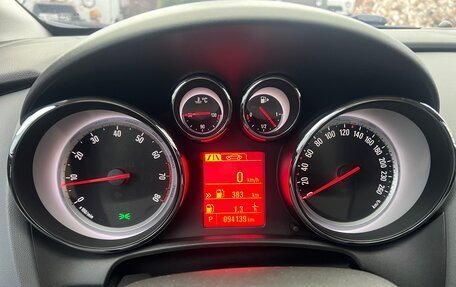 Opel Astra J, 2014 год, 22 фотография