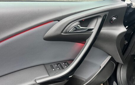 Opel Astra J, 2014 год, 24 фотография