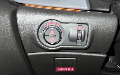 Opel Astra J, 2014 год, 29 фотография