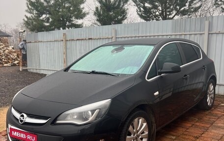 Opel Astra J, 2014 год, 31 фотография