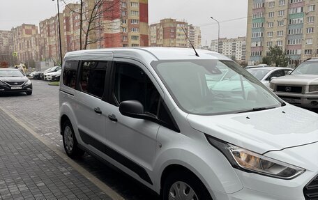 Ford Transit Connect, 2018 год, 1 650 000 рублей, 2 фотография