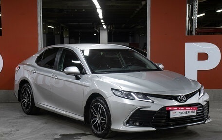 Toyota Camry, 2022 год, 2 698 000 рублей, 3 фотография