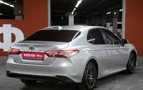 Toyota Camry, 2022 год, 2 698 000 рублей, 5 фотография