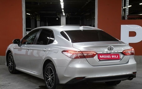 Toyota Camry, 2022 год, 2 698 000 рублей, 7 фотография