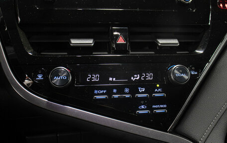 Toyota Camry, 2022 год, 2 698 000 рублей, 18 фотография