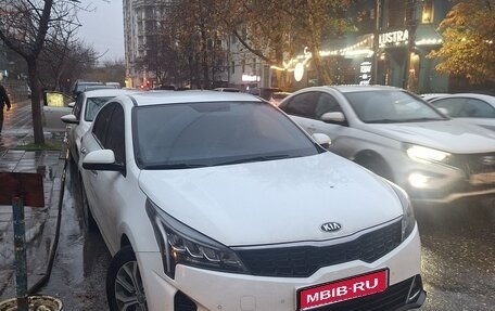 KIA Rio IV, 2021 год, 1 770 000 рублей, 1 фотография