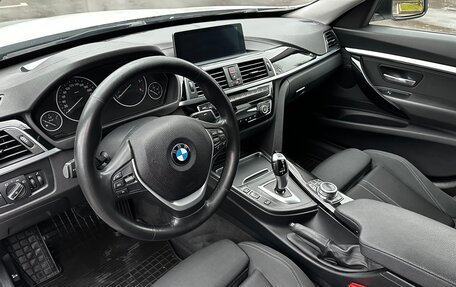 BMW 3 серия, 2019 год, 2 100 000 рублей, 13 фотография