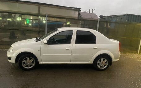 Renault Logan I, 2013 год, 260 000 рублей, 3 фотография