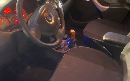 Renault Logan I, 2013 год, 260 000 рублей, 6 фотография