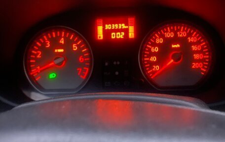 Renault Logan I, 2013 год, 260 000 рублей, 7 фотография