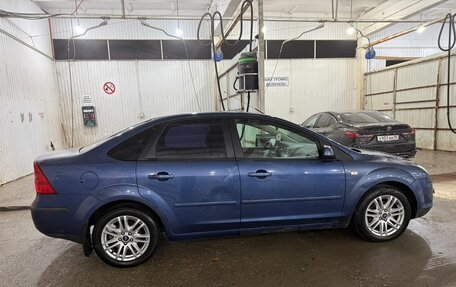 Ford Focus II рестайлинг, 2005 год, 375 000 рублей, 2 фотография