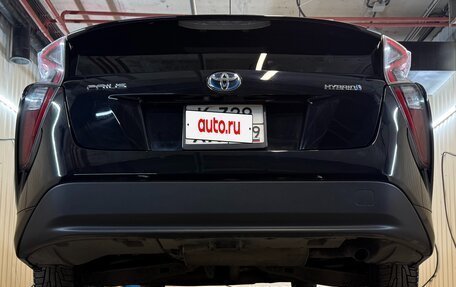 Toyota Prius IV XW50, 2016 год, 1 750 000 рублей, 2 фотография