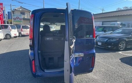 Honda Stepwgn IV, 2015 год, 1 290 000 рублей, 11 фотография