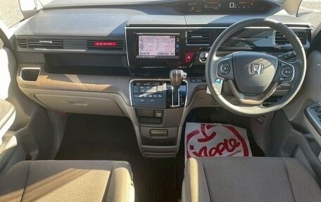 Honda Stepwgn IV, 2015 год, 1 290 000 рублей, 8 фотография