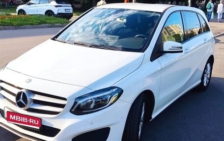 Mercedes-Benz B-Класс, 2015 год, 1 650 000 рублей, 1 фотография