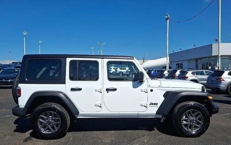 Jeep Wrangler, 2025 год, 5 628 000 рублей, 6 фотография