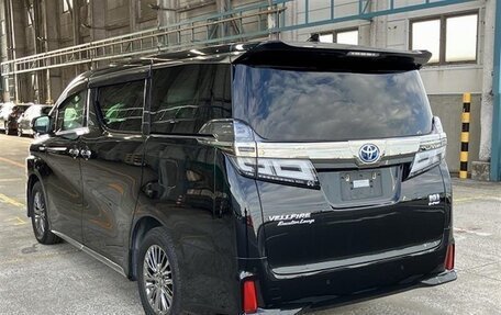 Toyota Vellfire II, 2021 год, 5 890 000 рублей, 3 фотография
