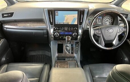 Toyota Vellfire II, 2021 год, 5 890 000 рублей, 9 фотография