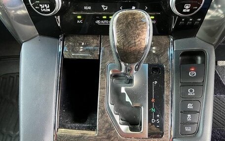 Toyota Vellfire II, 2021 год, 5 890 000 рублей, 14 фотография